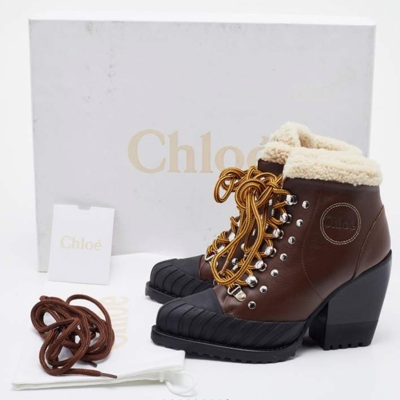 Chloe Shoes - Chloe Rylee shearling-trimmed leather and rubber ankle boots 39